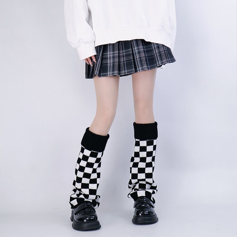 Черно-белые вязаные гетры в кл – обзор и цена Boot Sock Slouchy