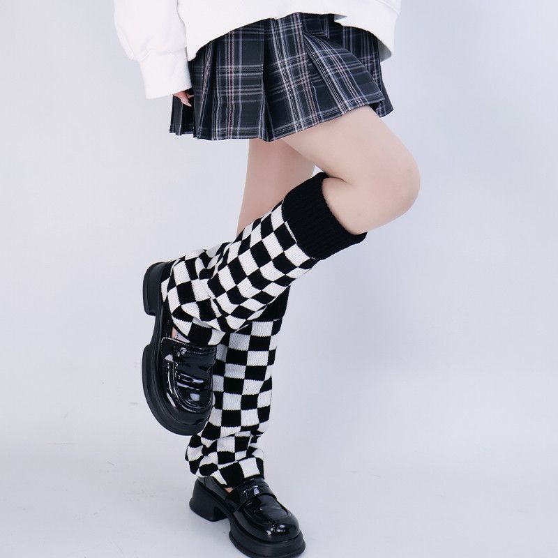 Черно-белые вязаные гетры в кл – обзор и цена Boot Sock Slouchy