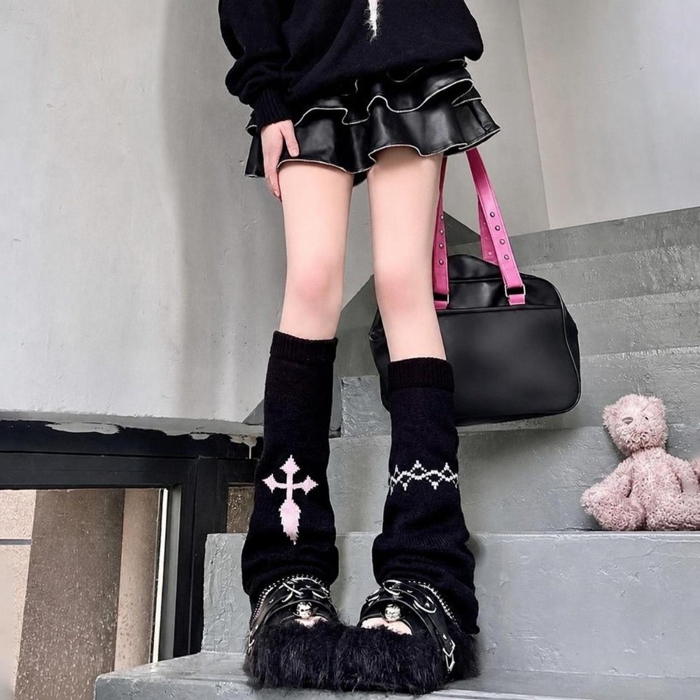 Асимметричные вязаные гетры в  – обзор и цена Boot Sock Slouchy